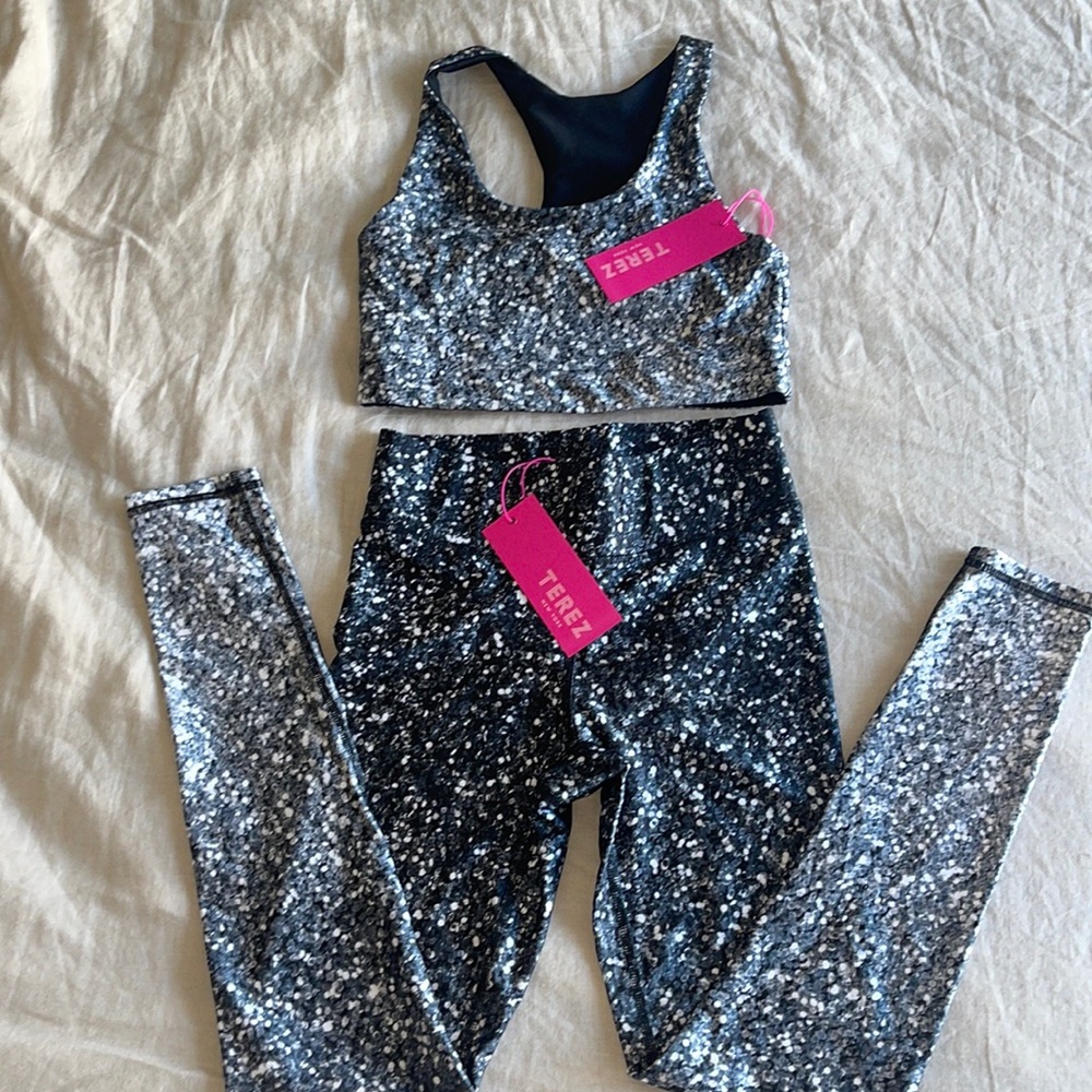 NEW Terez navy leggings/sports bra set